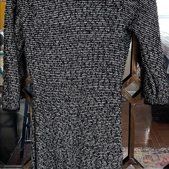 Calvin Klein Tweed dress with contrast piping - Picture 6 of 6